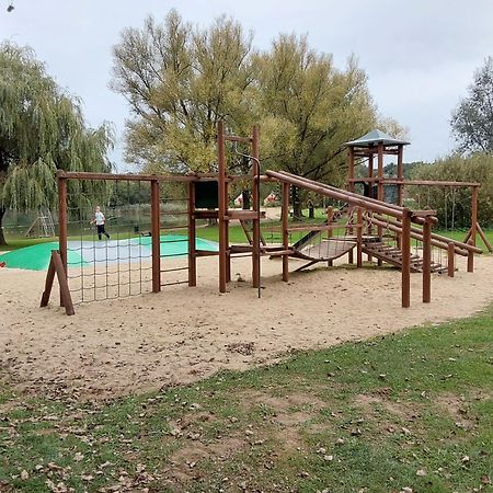 Rumah Senang Wellness Met Hottub En Tuin Ewijk 外观 照片