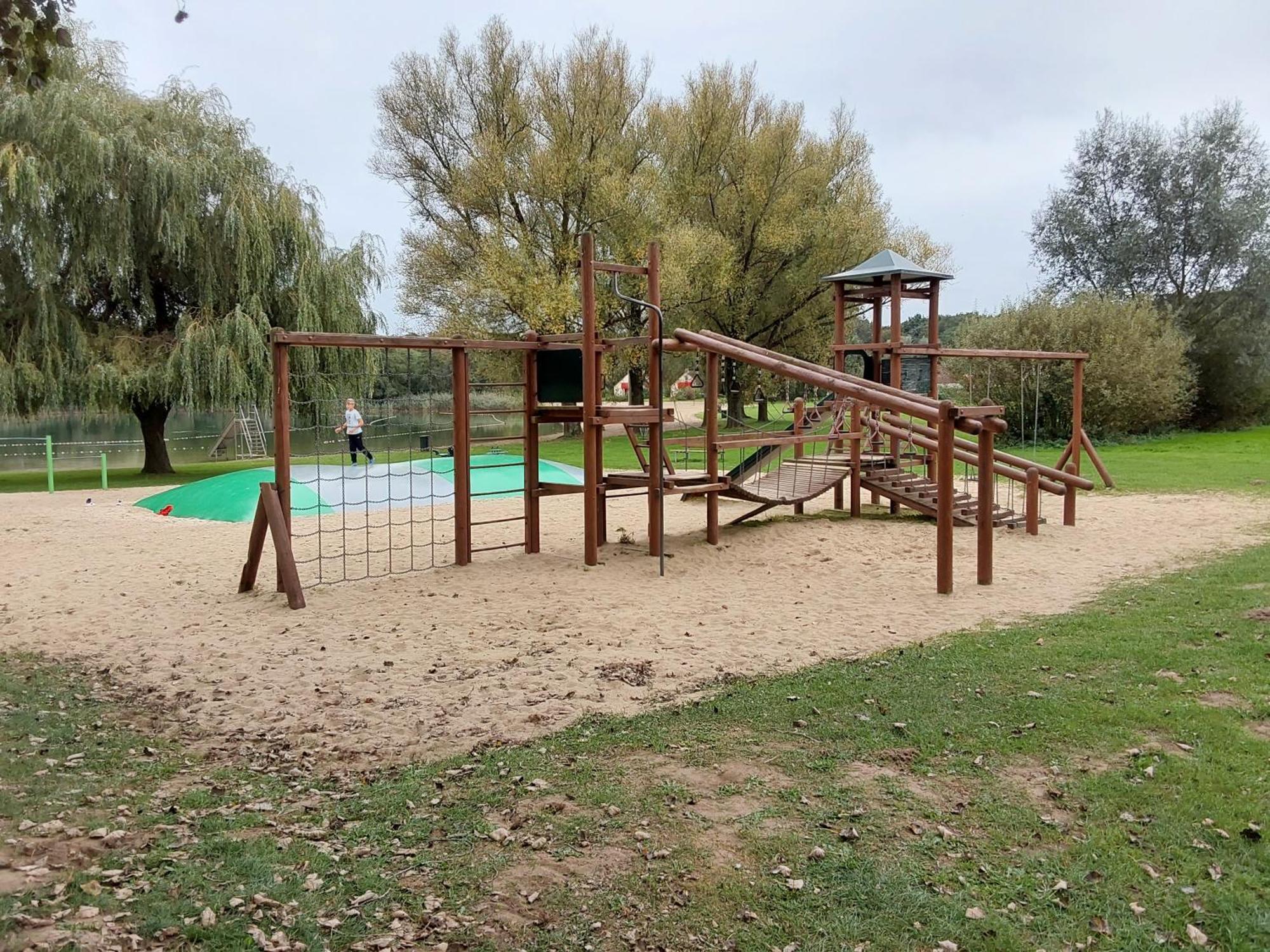 Rumah Senang Wellness Met Hottub En Tuin Ewijk 外观 照片